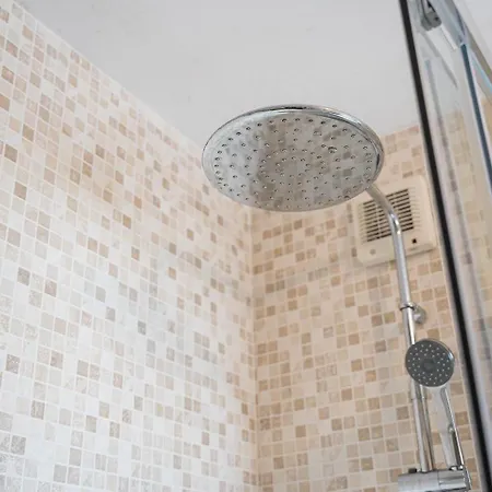 Guestready - Charming Duplex With Twin Terraces * 加亚新城
