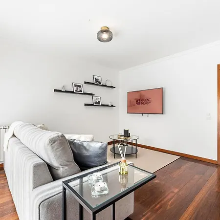Guestready - Charming Duplex With Twin Terraces דירה *